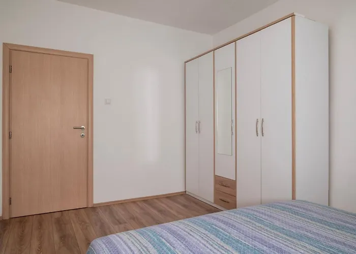 Karlo Antonio Apartament *