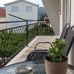Karlo Antonio Апартаменти