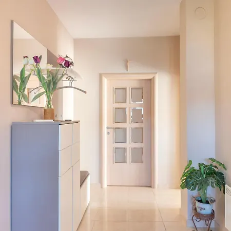 Karlo Antonio Τρογκίρ