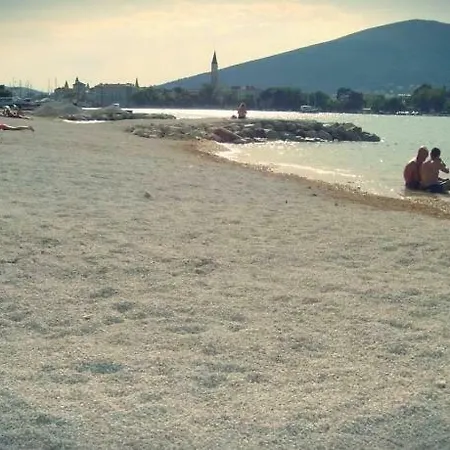 Διαμέρισμα Karlo Antonio